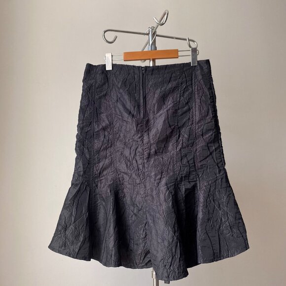 ❄️ Y2K Vintage Black Ruffled Asymmetrical Textured High Low Skirt - Picture 3 of 6